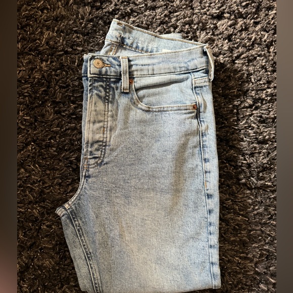 Old Navy OG Straight high-waisted Jeans. Size 8 Petite. - Picture 9 of 9